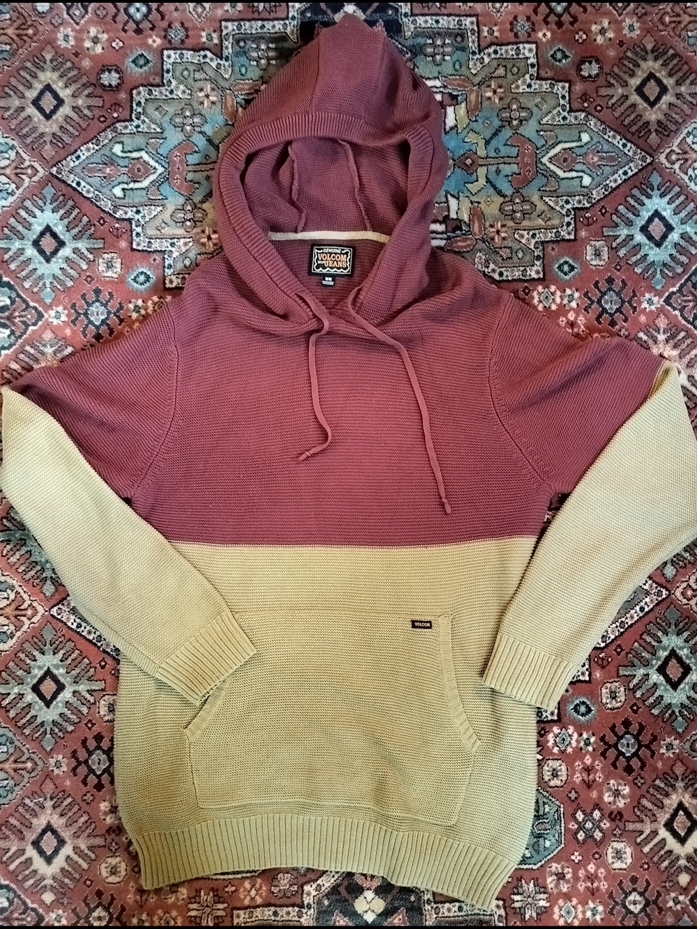 Volcom Two-Tone Maroon and Tan Knit Pullover Hoodie